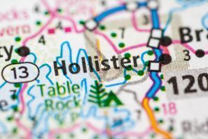 Najam Automobila Hollister, MO, SAD - Sjedinjene Američke Države